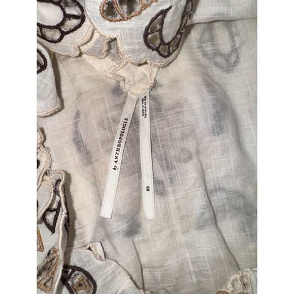 By Anthropologie Eyelet Blouse SIZE XS neutral color Beige Brown Romantic Boho - Picture 3 of 5